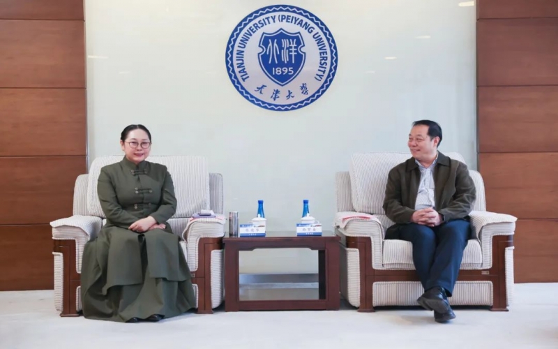 張榮華主席應(yīng)邀出席天津大學(xué)創(chuàng)業(yè)大講堂活動(dòng)，張君婷總裁作主題演講